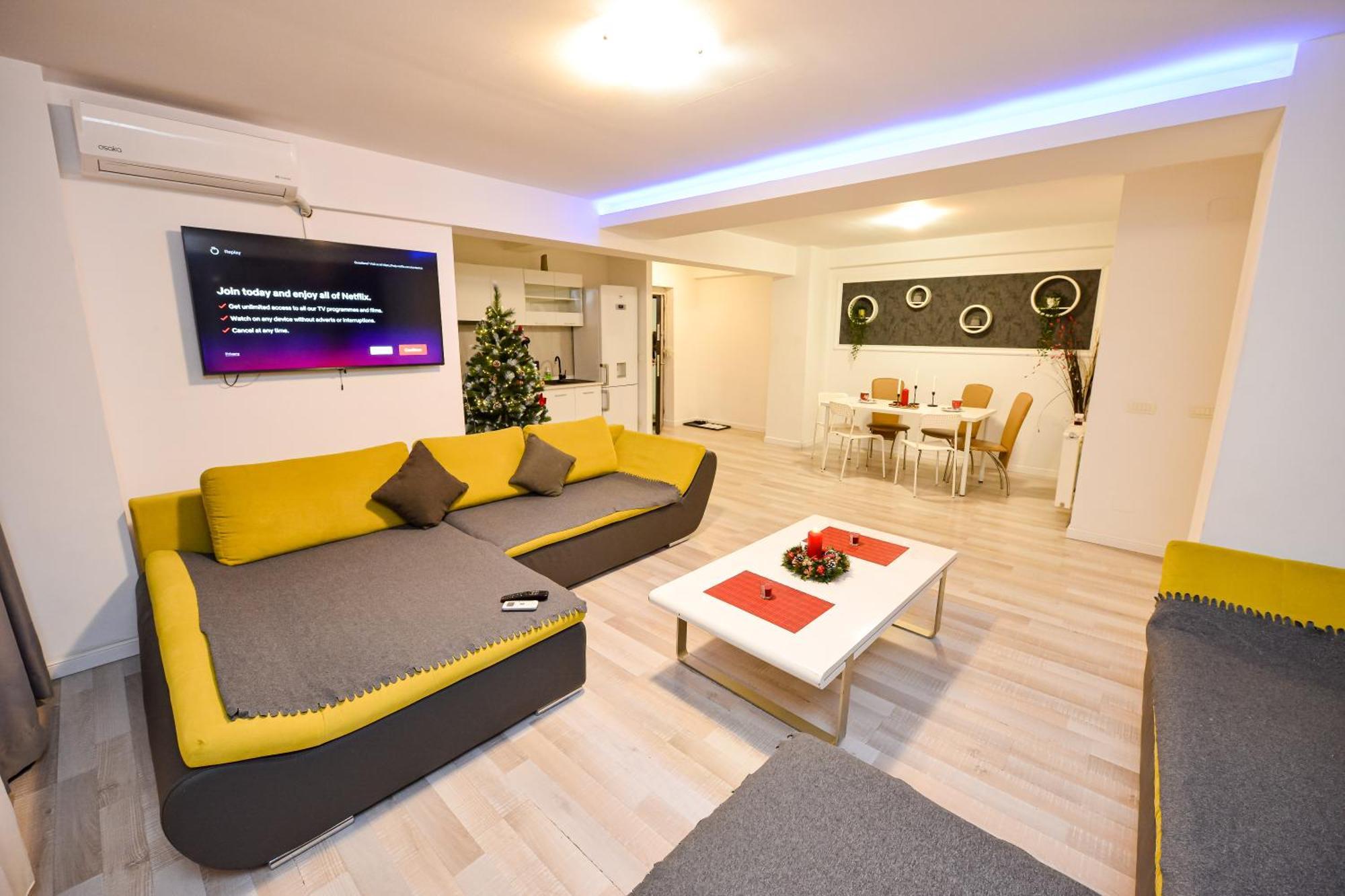 City Center Suite With Terrace Bucharest Luaran gambar