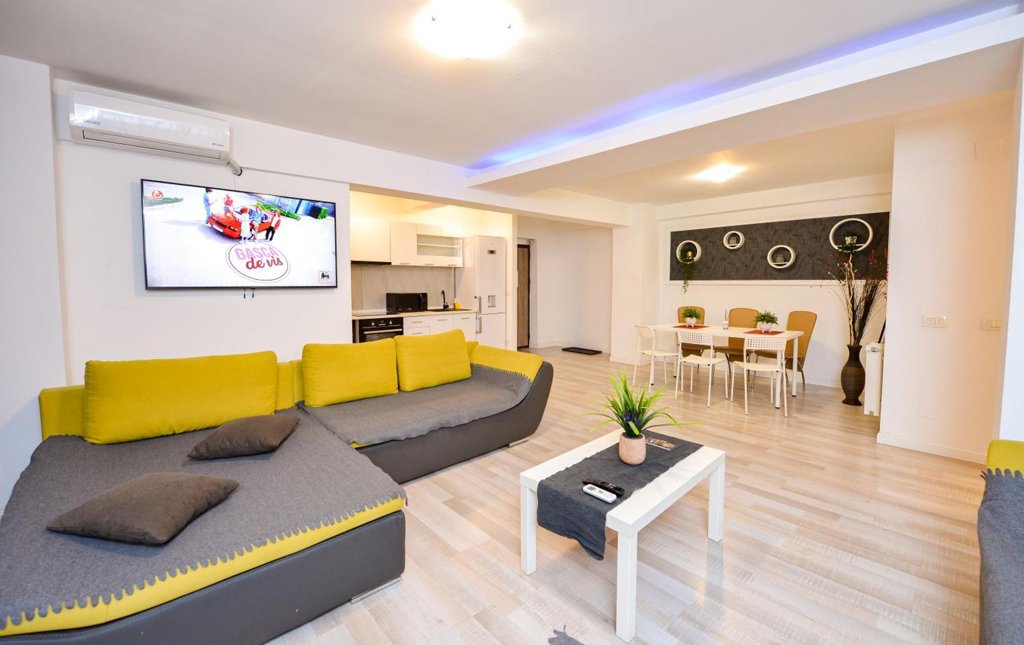 City Center Suite With Terrace Bucharest Luaran gambar