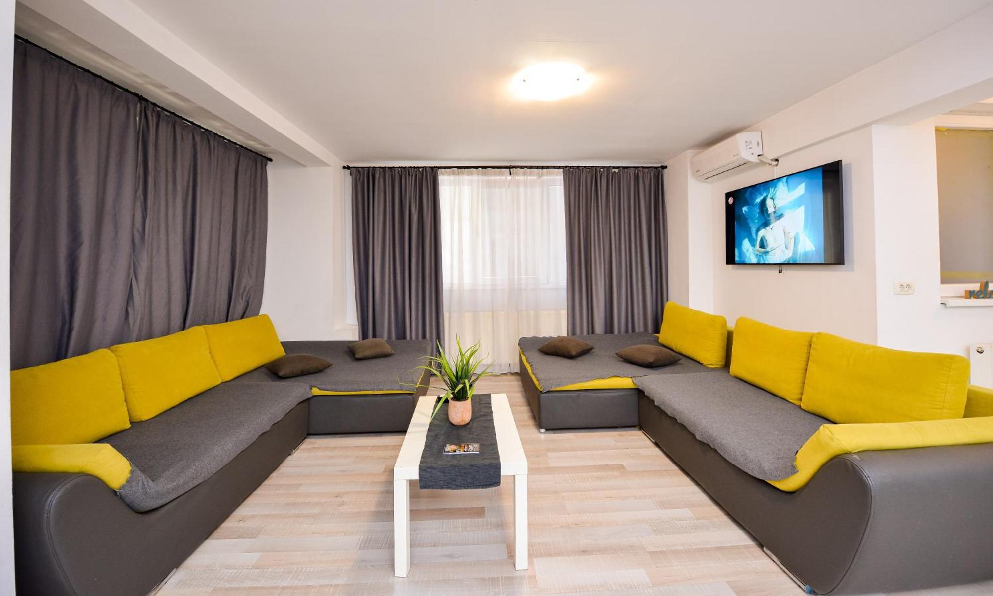 City Center Suite With Terrace Bucharest Luaran gambar