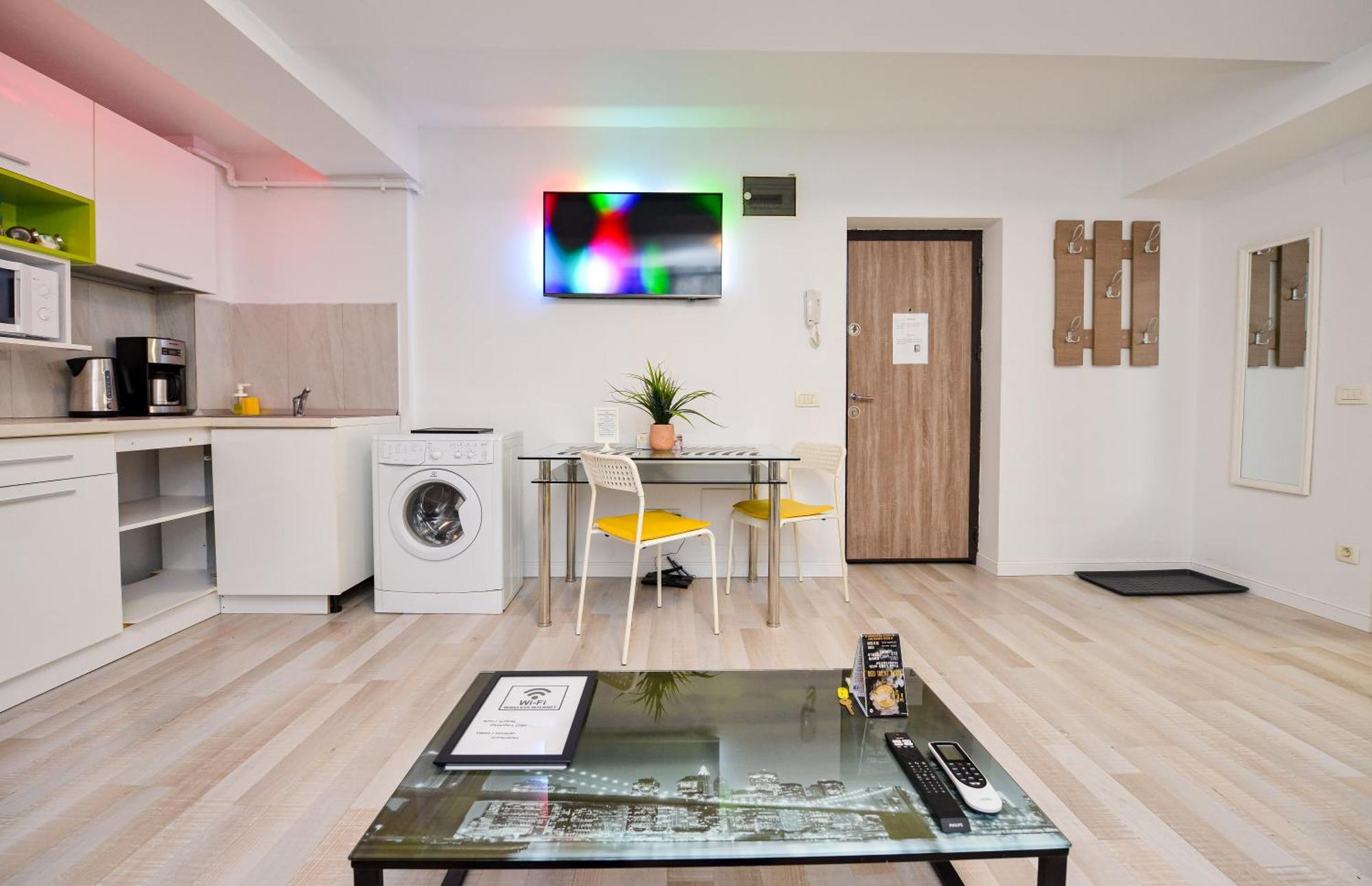 City Center Suite With Terrace Bucharest Luaran gambar